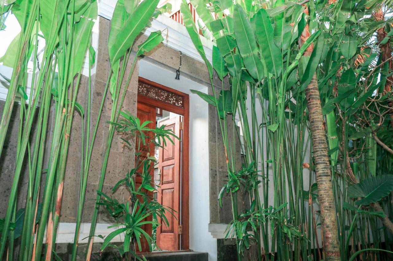 Argya Santi Suite And Villas Seminyak  Exterior photo