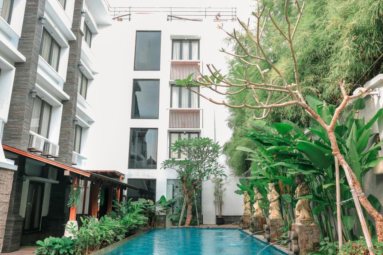 Argya Santi Suite And Villas Seminyak  Exterior photo